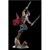 Thor Ragnarok Life-Size Statue Oxmox Muckle