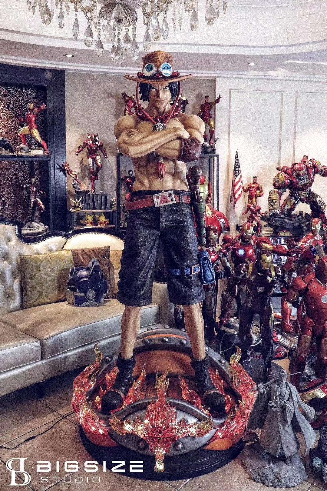 https://www.life-size-universe.com/Files/132383/Img/07/One-Piece-Ace-Life-Size-Statue-Big-Size-Studio.jpg