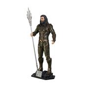 Justice League Aquaman Life-Size Statue Oxmox Muckle