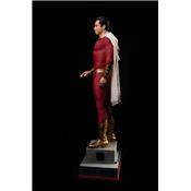 Shazam Life-Size Statue Muckle