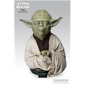 Star Wars Yoda Life-Size Bust Sideshow