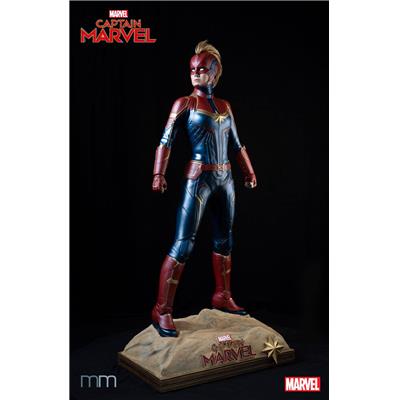 Captain Marvel Statue Taille Réelle Muckle