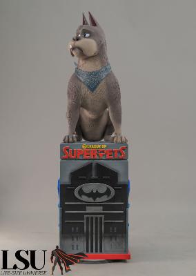 DC League of Super-Pets - Ace Life-Size Statue 1/1 Muckle