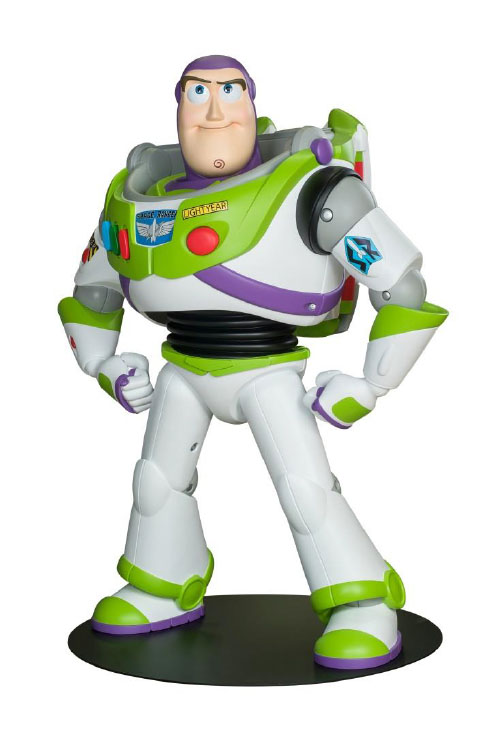 Figurine en carton taille réelle Buzz l'éclair Toy Story 129 cm