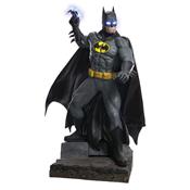 Batman Life-Size Light-Up Statue Rubie's