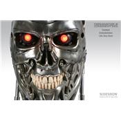 T-800 Endoskeleton Life Size Bust Sideshow (Combat Version)