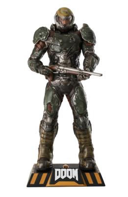 Doom - Space Marine Statue Taille Réelle 1/1 Oxmox Muckle