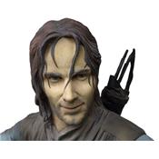 The Lord of the Rings Aragorn Life-Size Statue Oxmox Muckle