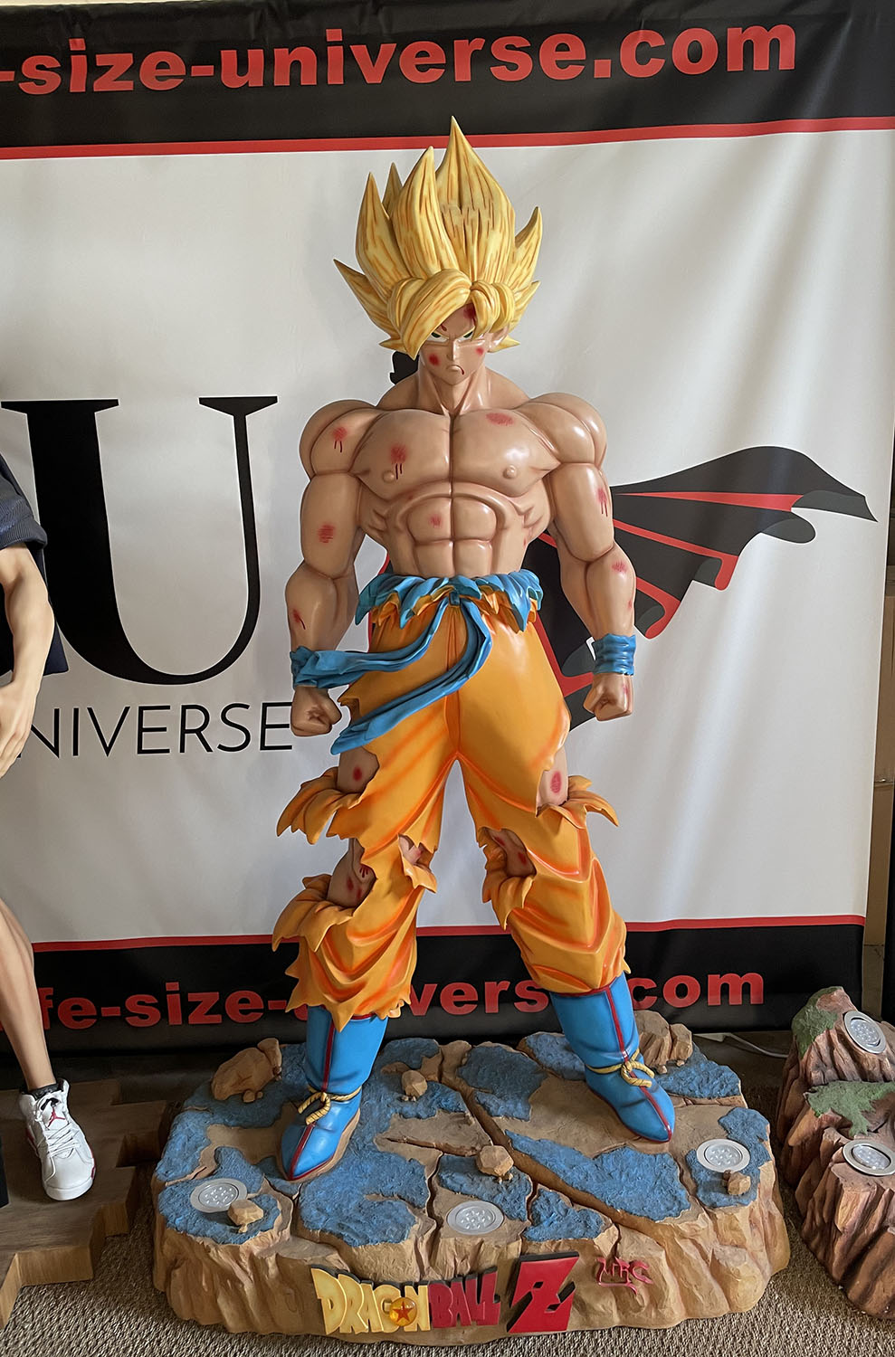 Dragon Ball Z Son Goku Statue Taille Réelle MRC