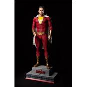 Shazam Life-Size Statue Muckle